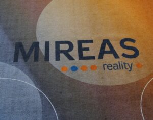 Ukázka realizace rohože s detailním potiskem SIMPLY - možnost tisku firemní reklamy a složité grafiky.
